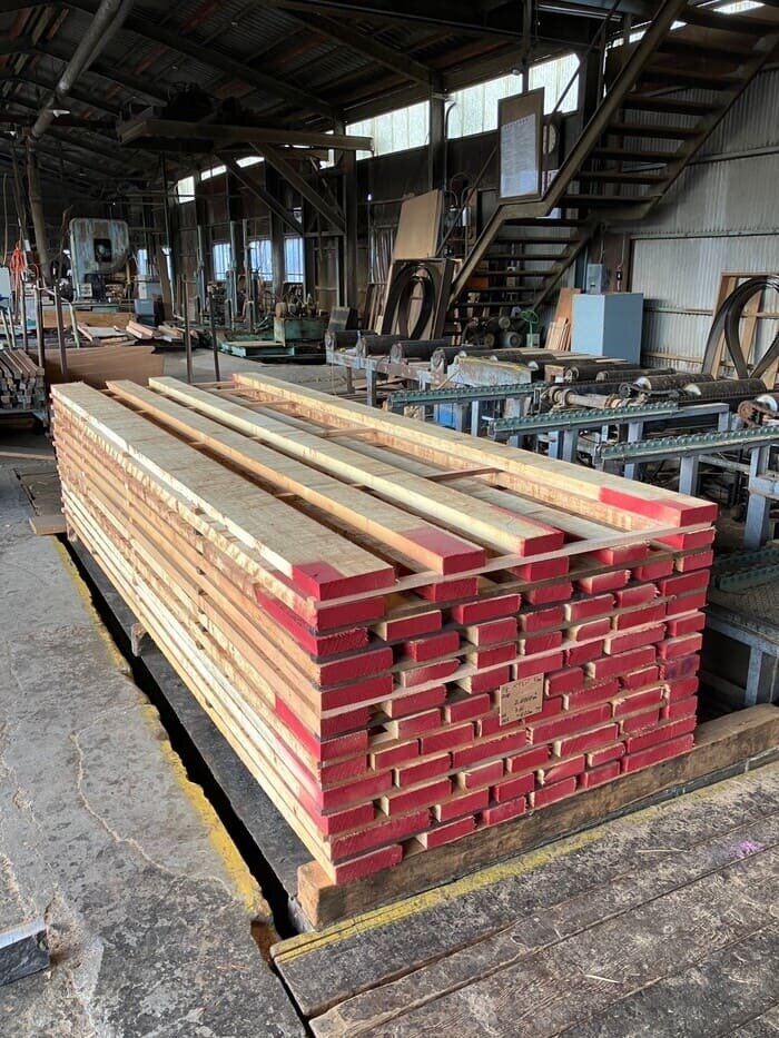 米檜葉（ベイヒバ）　無垢材