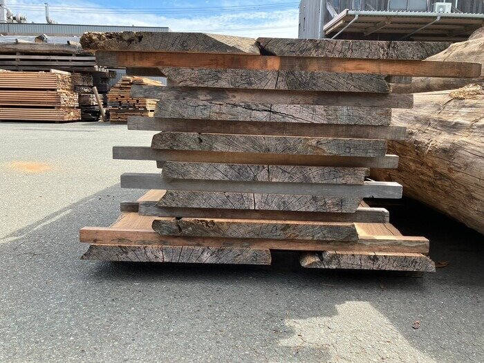 肉桂（ニッケ）　無垢材