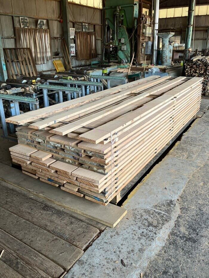 ペンシルシダー　無垢材