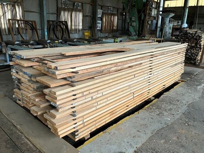 ペンシルシダー　無垢材