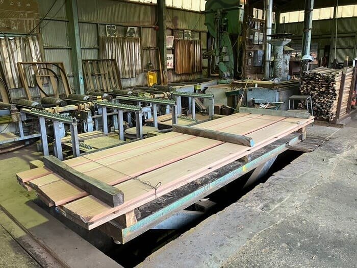 サペリ　無垢材