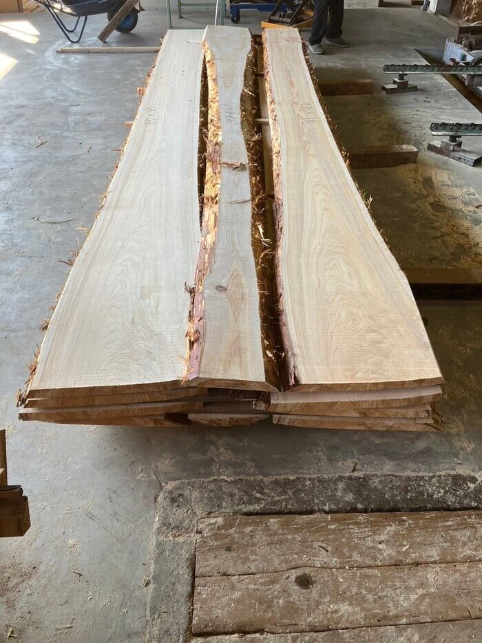 檜（ヒノキ）　無垢材