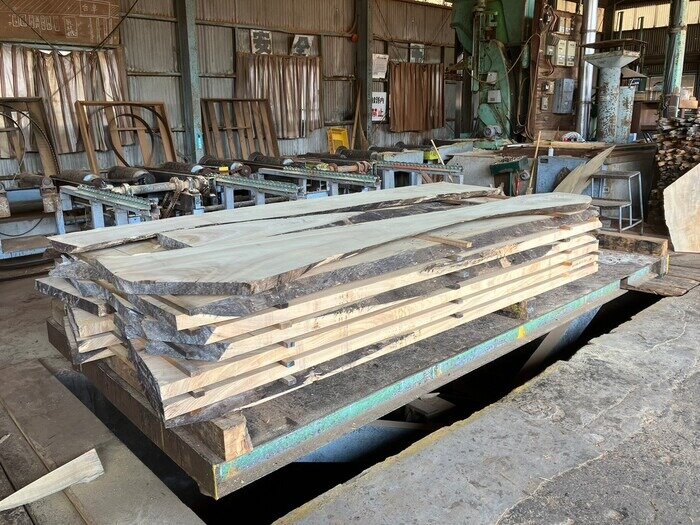 楠（クス）　無垢材