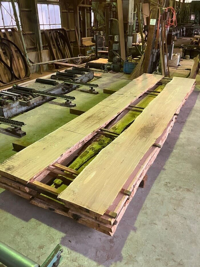 栗（クリ）　無垢材