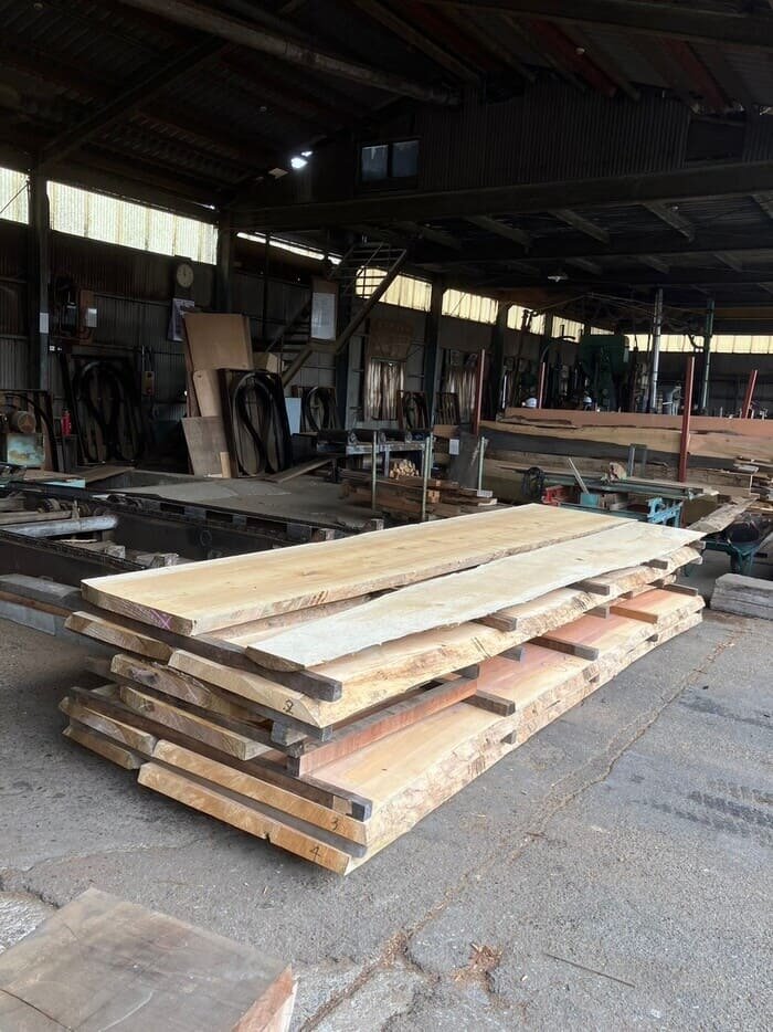 銀杏（イチョウ）　無垢材