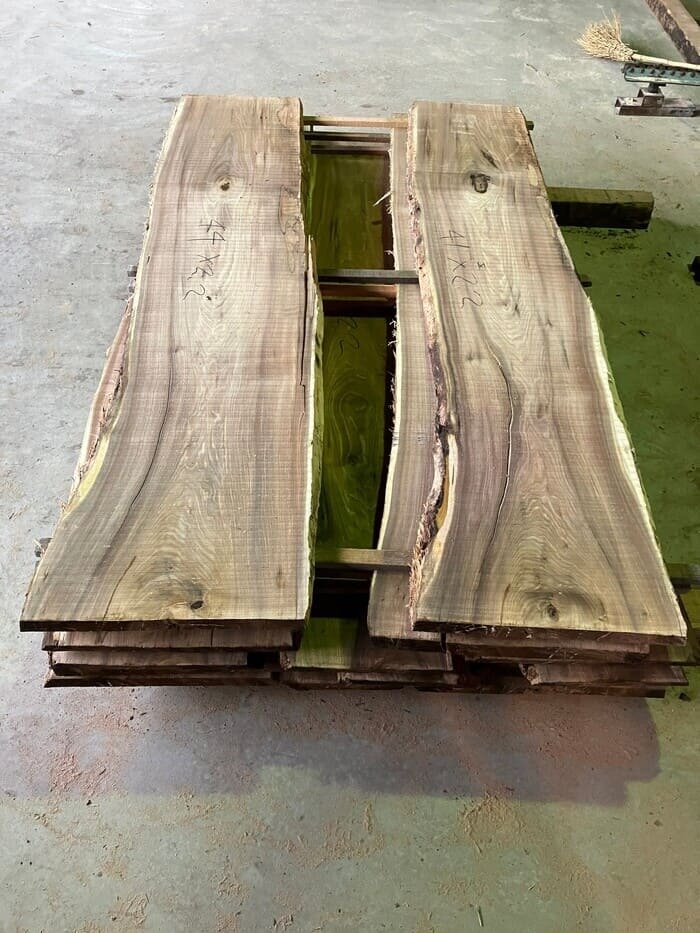 胡桃（クルミ）　無垢材