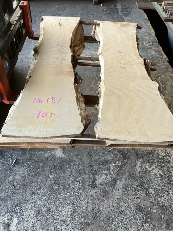 銀杏（イチョウ）　無垢材