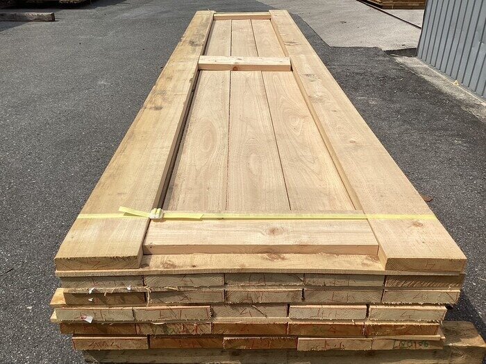 檜（ヒノキ）　無垢材