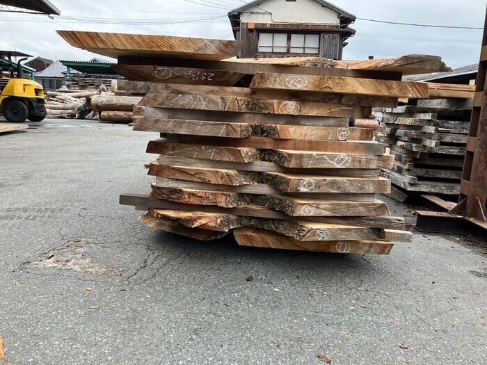 楠（クス）　無垢材