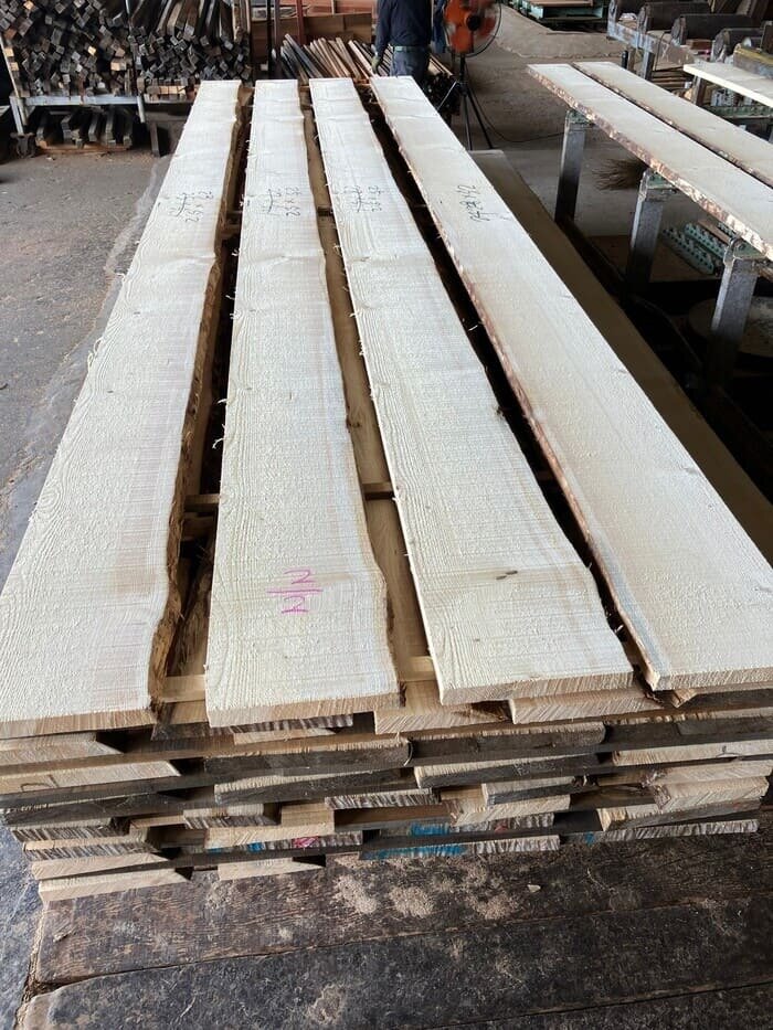 ホワイトスプルース　無垢材