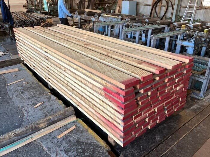 ベイヒバ　無垢材