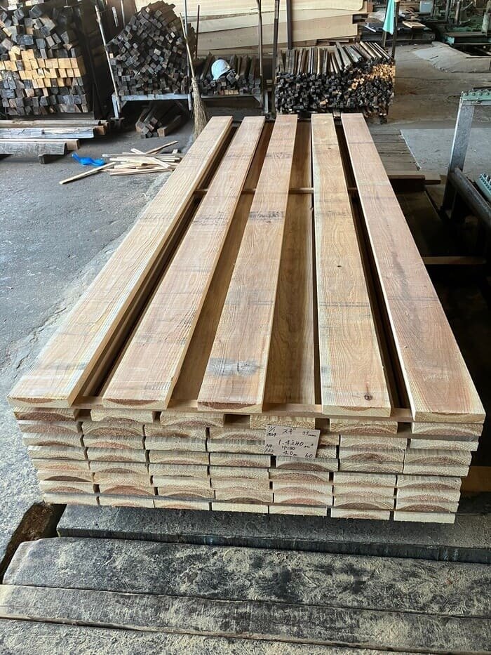 杉（スギ）　無垢材