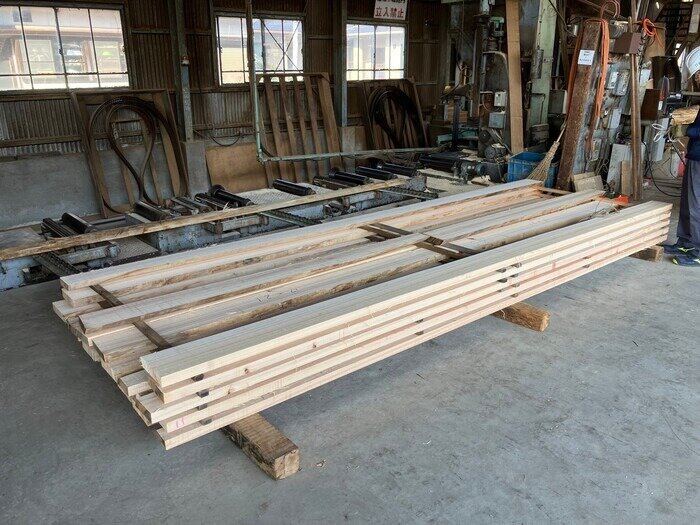 檜（ヒノキ）　無垢材