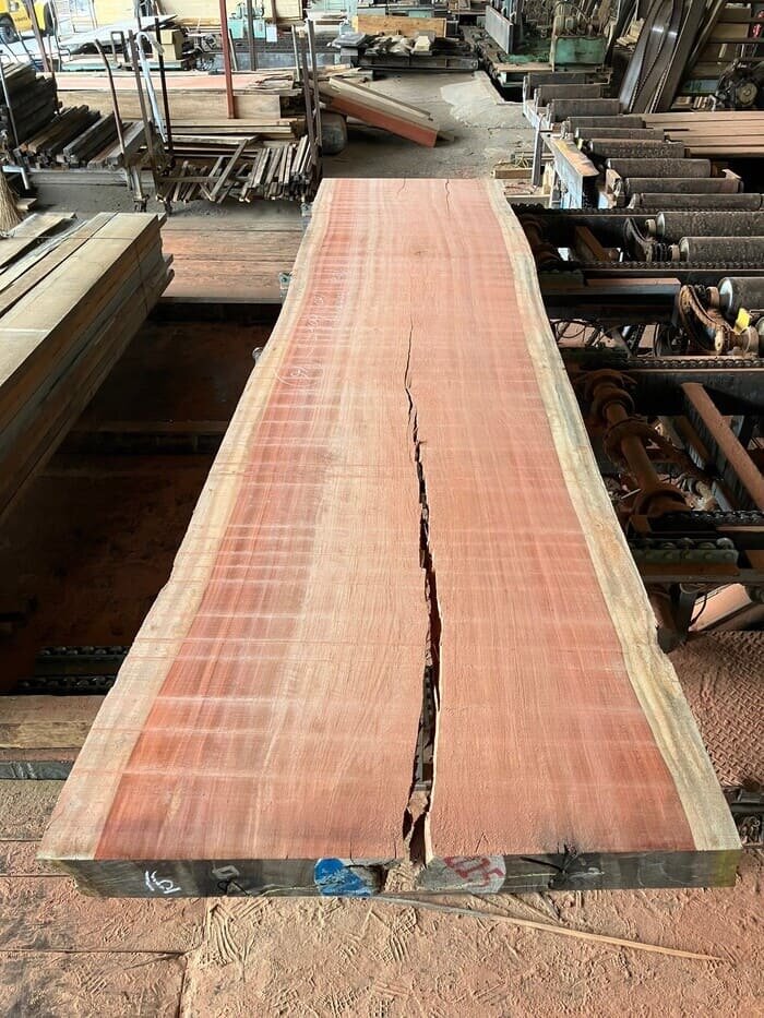 パドゥク　無垢材