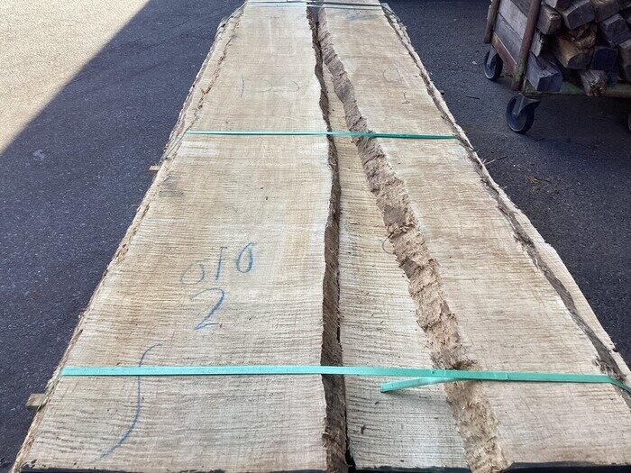 カーリーメープル　無垢材