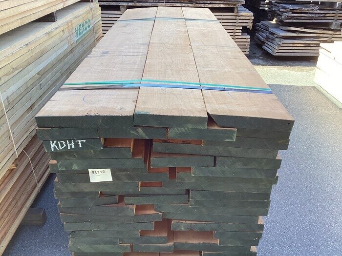 チェリー　無垢材