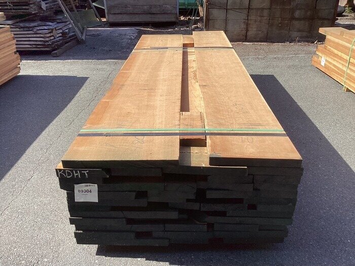 チェリー　無垢材