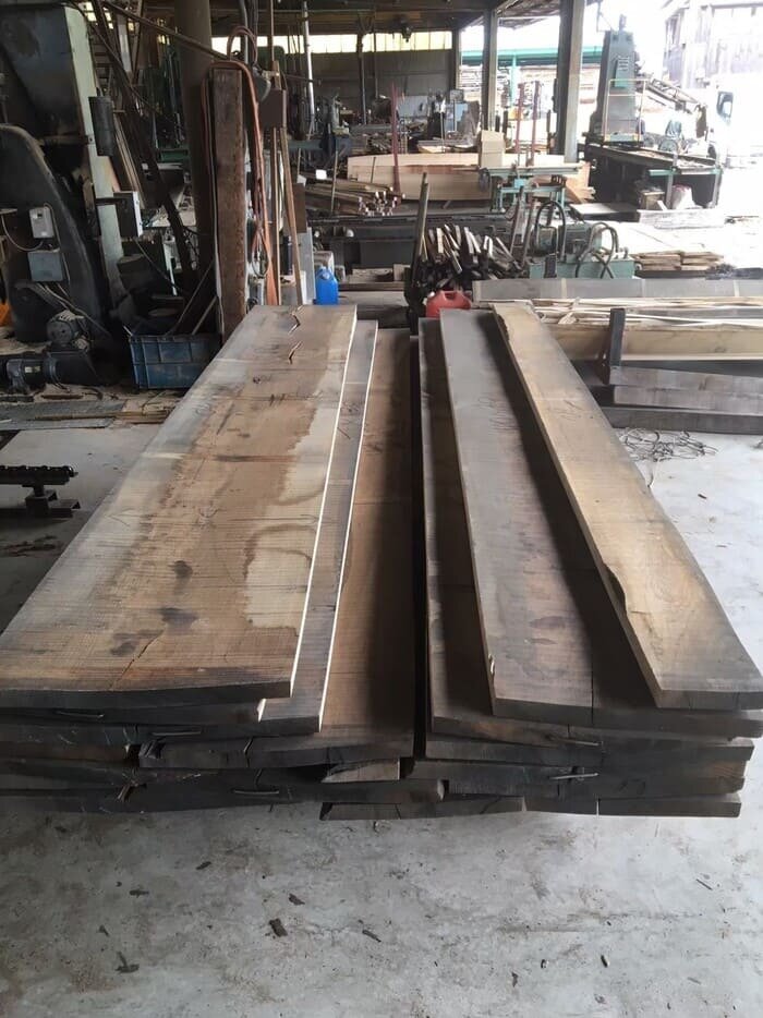 楢（ナラ）　無垢材