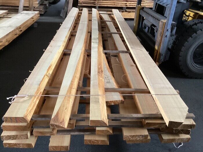 檜（ヒノキ）　無垢材