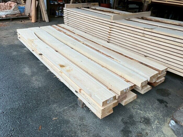 檜（ヒノキ）　無垢材