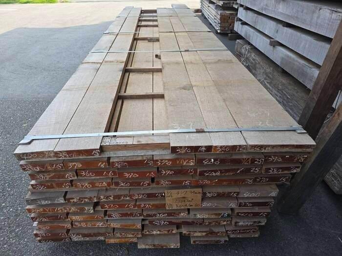 チーク　無垢材