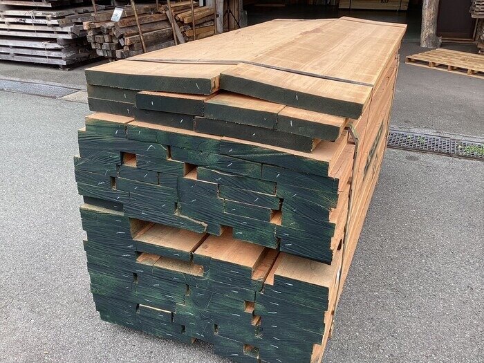 チェリー　無垢材