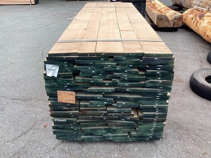 チェリー　無垢材