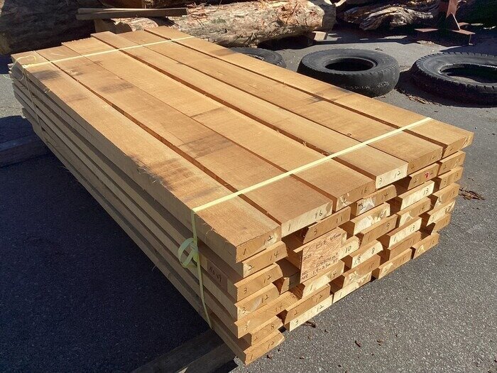 檜（ヒノキ）　無垢材