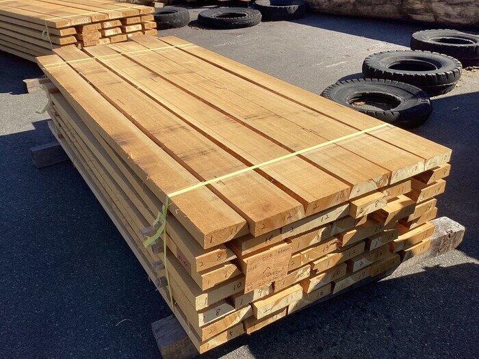 檜（ヒノキ）　無垢材