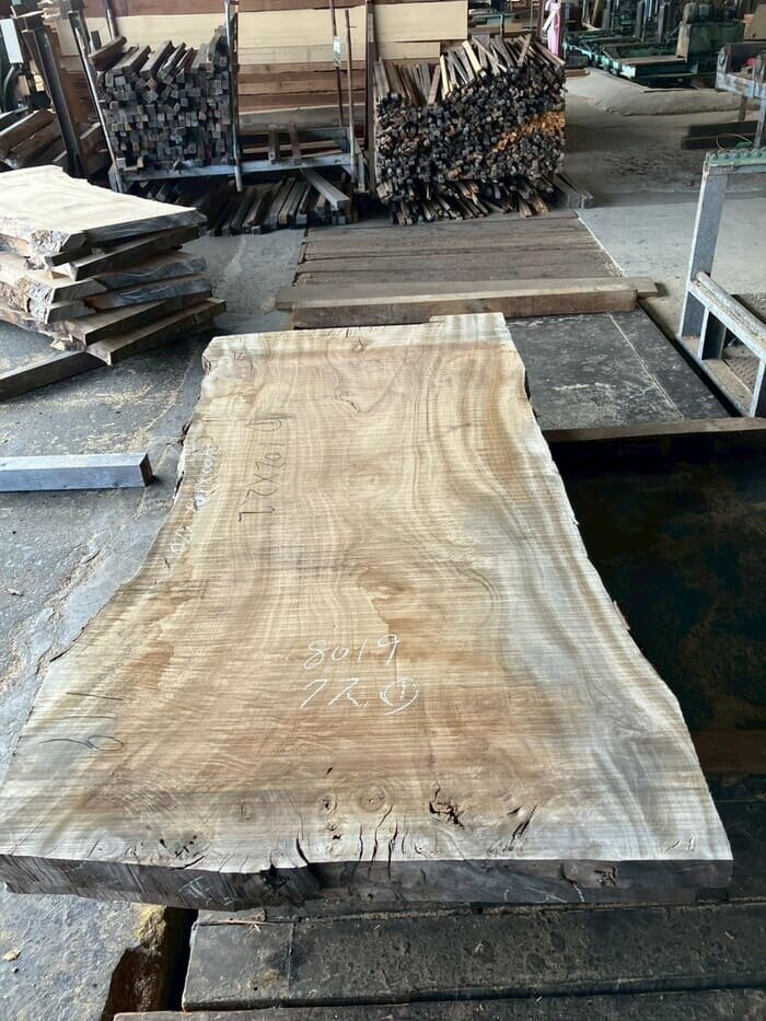 楠（クス）　無垢材