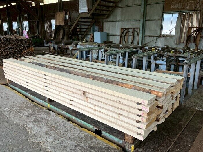 バルサム　無垢材