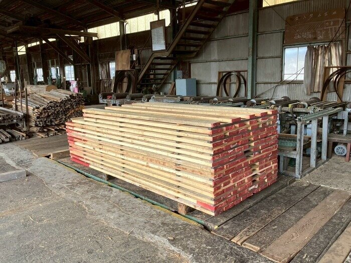 米檜葉（ベイヒバ）　無垢材