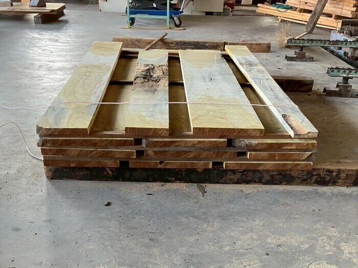 桑（クワ）　無垢材