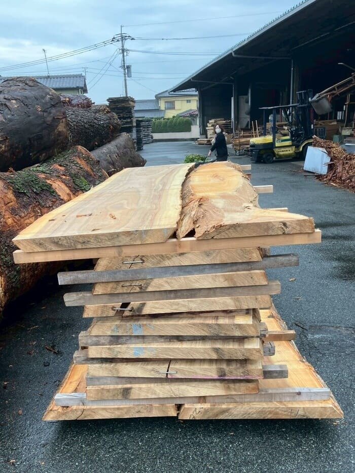 楠（クス）　無垢材