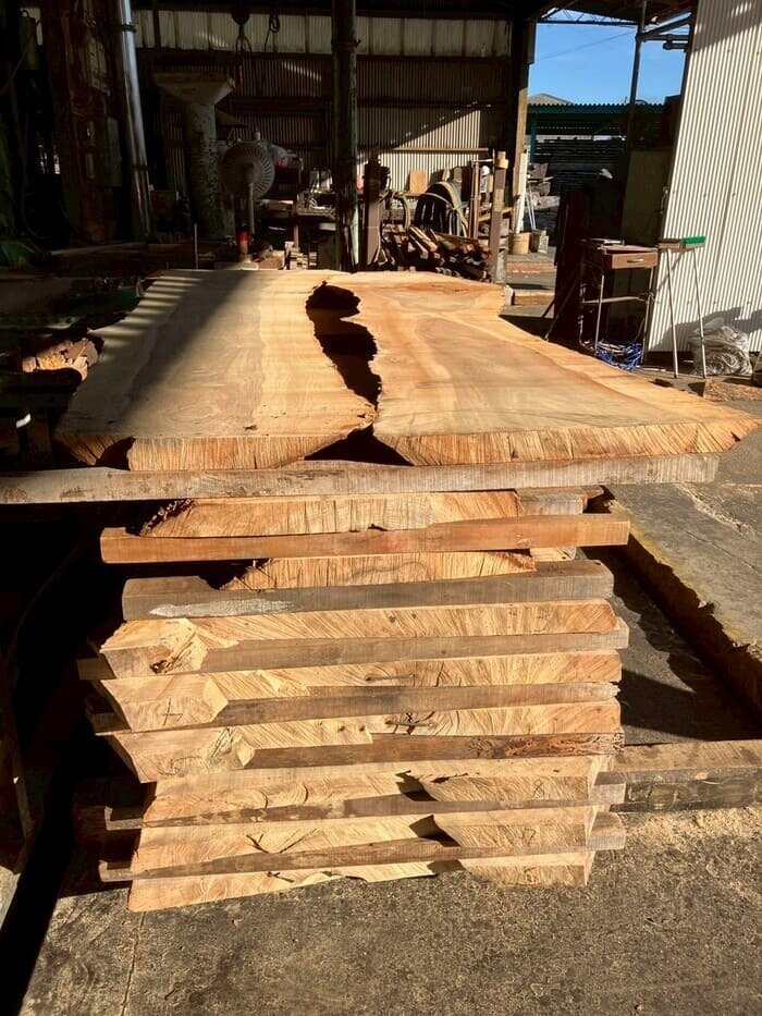 楠（クス）　無垢材