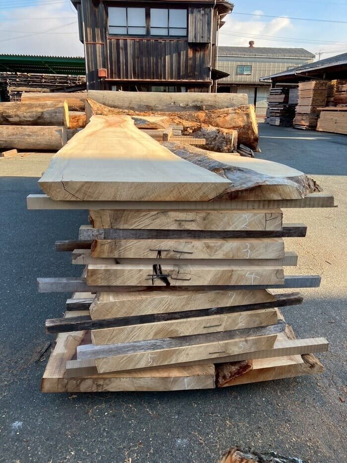 楠（クス）　無垢材