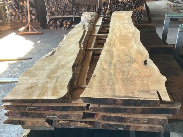 山桜（ヤマザクラ）　無垢材