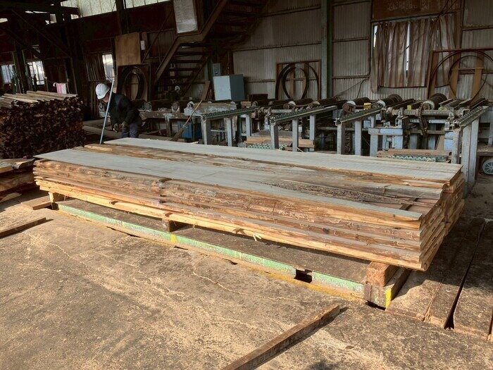 檜（ヒノキ）　無垢材