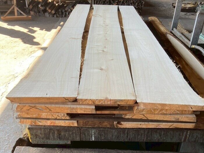 檜（ヒノキ）　無垢材