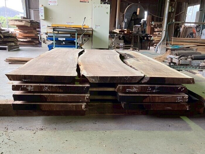 胡桃（クルミ）　無垢材