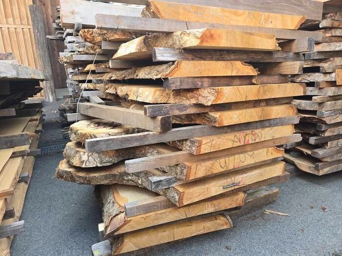 楢（ナラ）　無垢材