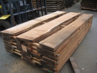 ウォールナット　無垢材