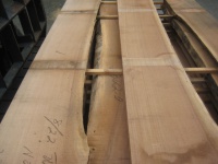 ウォールナット　無垢材