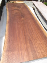 ウォールナット　一枚板