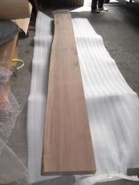 ウォールナット　一枚板