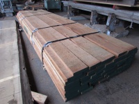 チェリー　無垢材