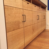 チェリー　キッチン裏カウンターの棚、扉、引き出し前板用