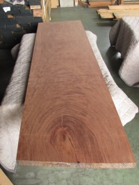 ブビンガ　一枚板