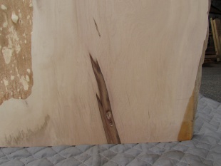 栃（トチ）　一枚板