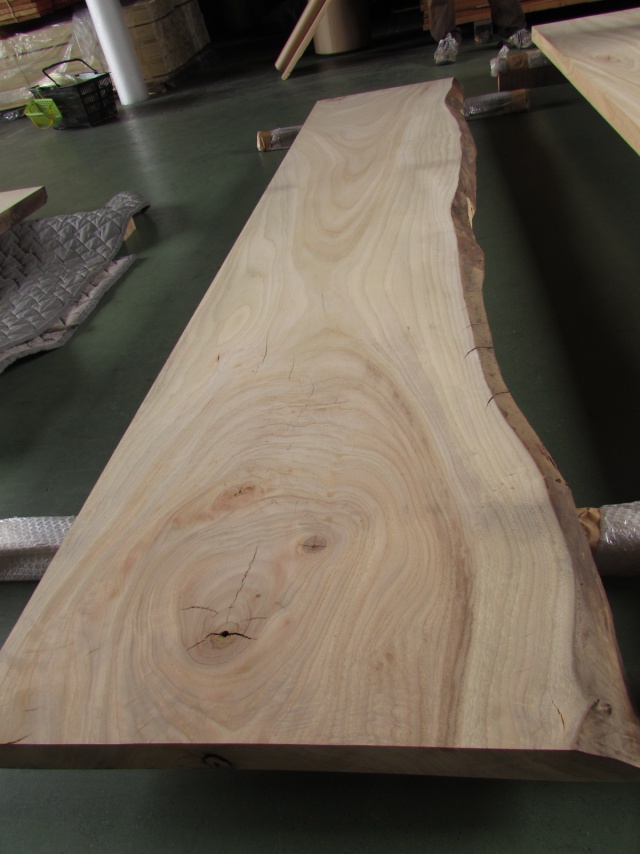 楠（クス）　一枚板